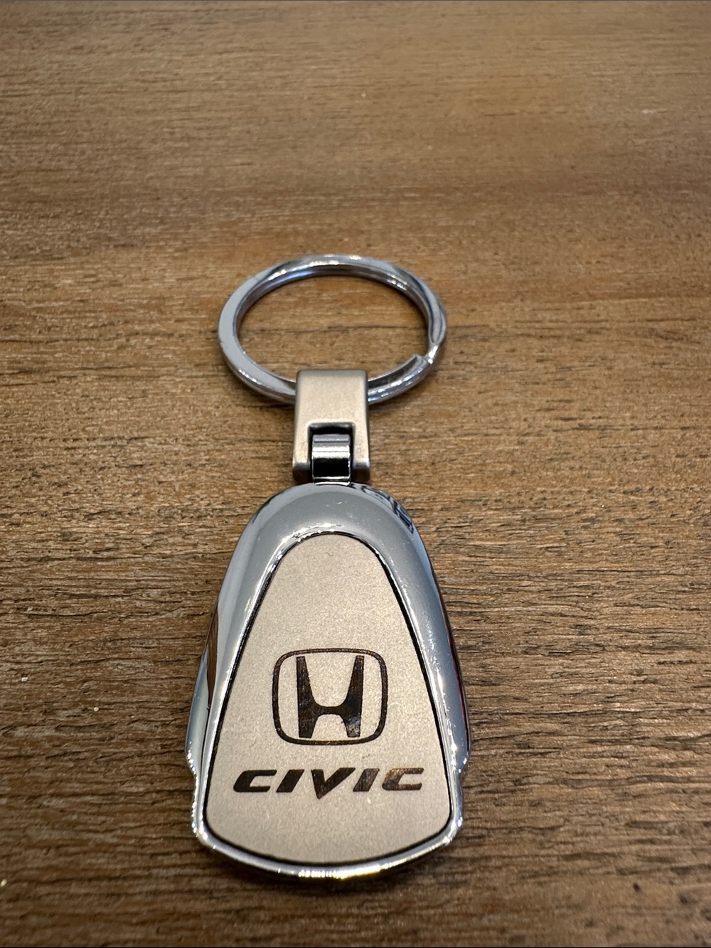 Civic Silver Metal Keychain - Honda Branded Car Accessory